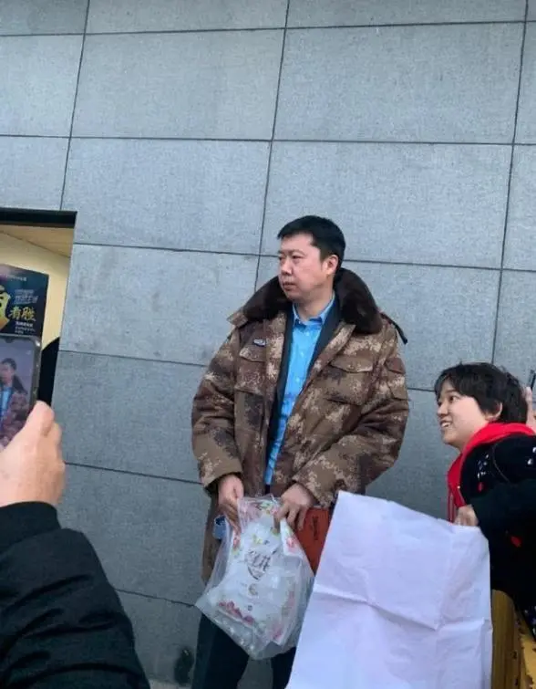 眼睛都不用, 眨一下, 帅气