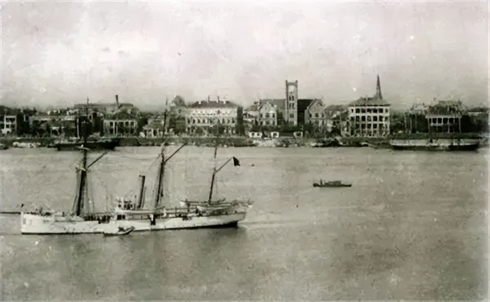 赛艇运动的 赛艇运动的