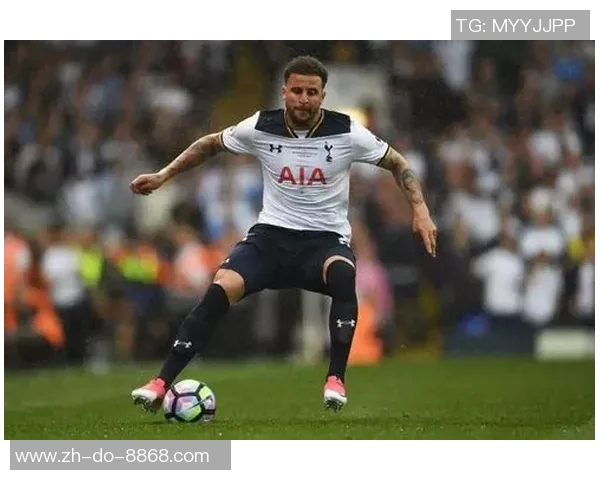 足球巨星文身故事揭秘彰显个性符号背后的热血与信仰